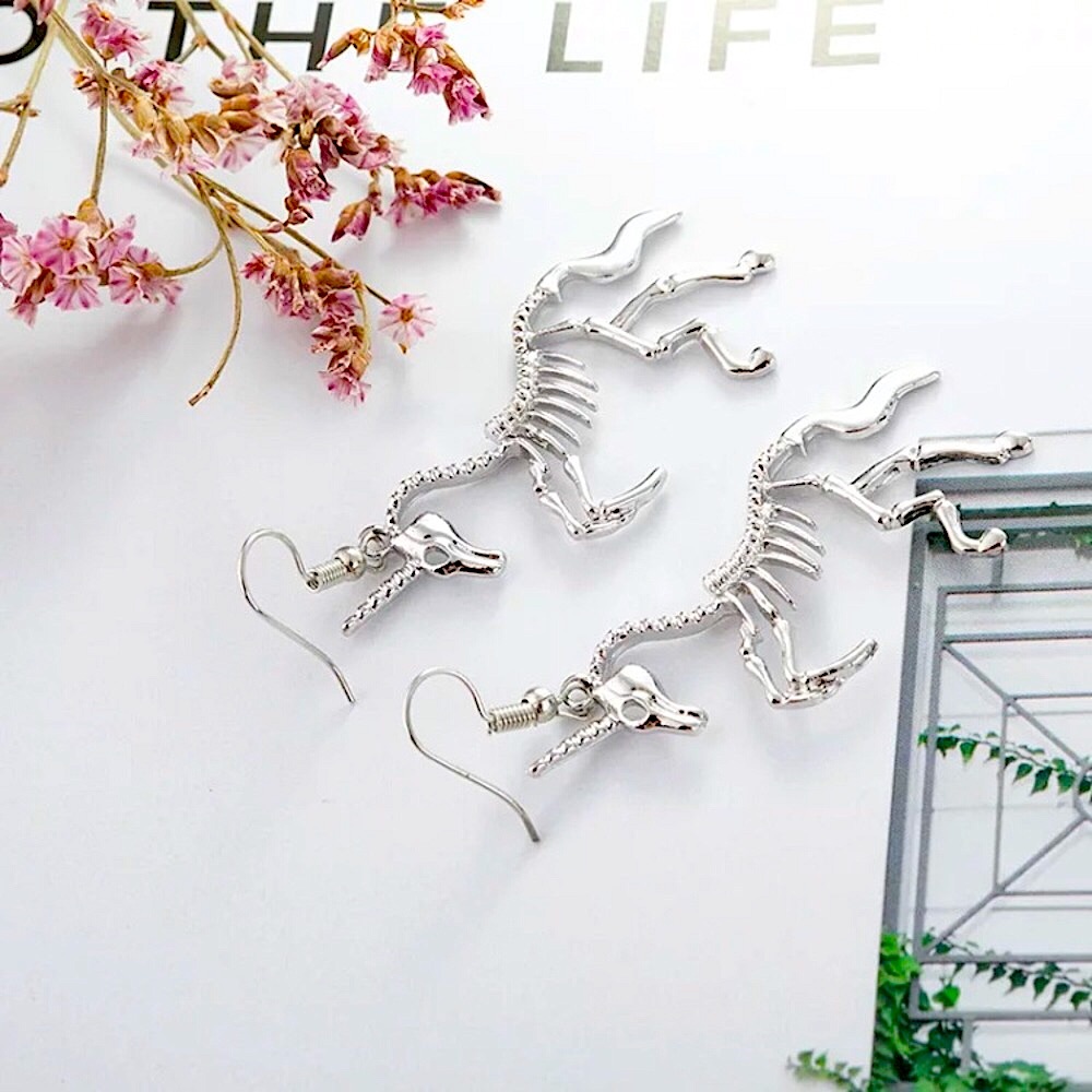 Silver unicorn skeleton earrings - Picture 8 of 8